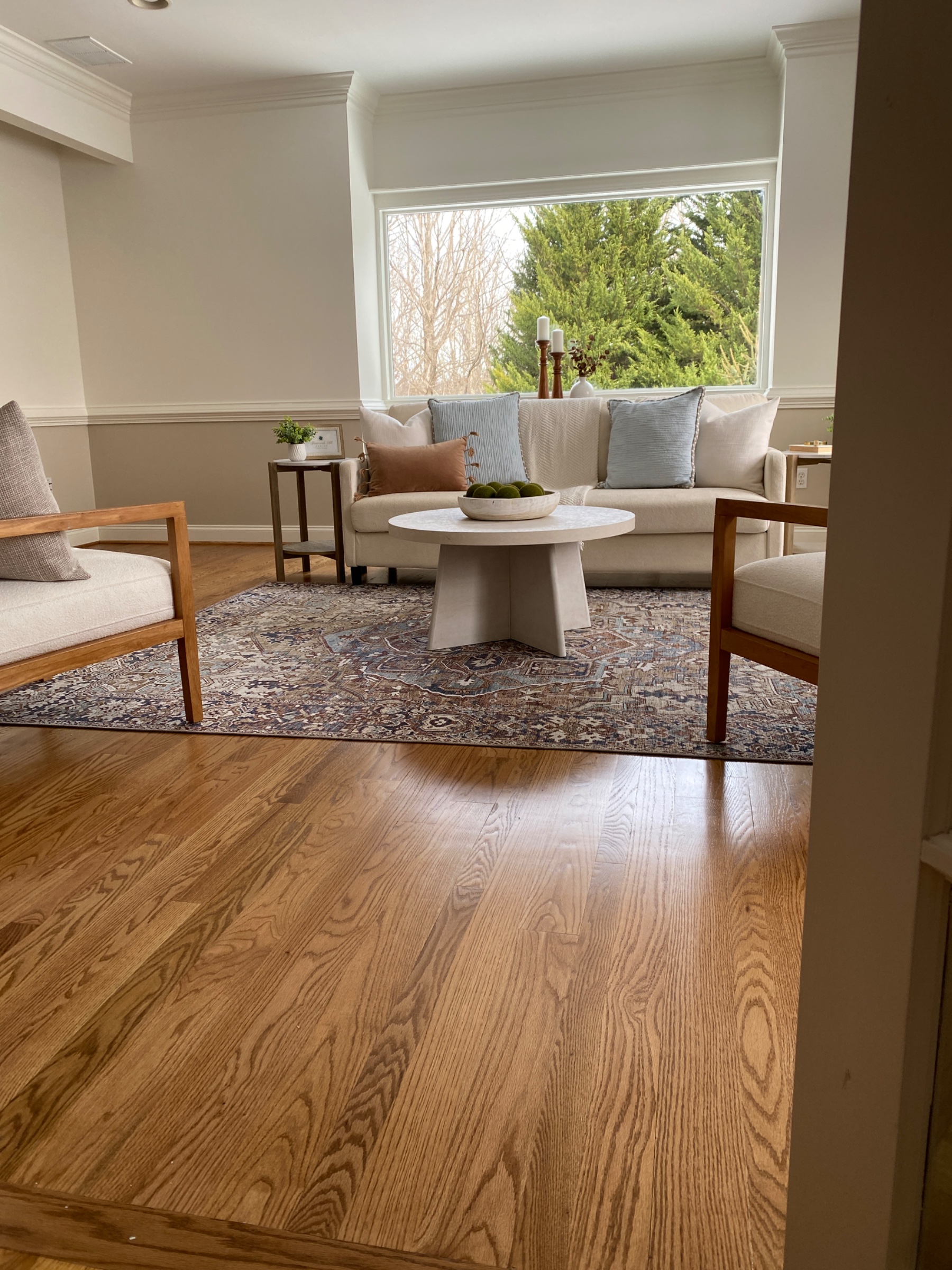 Red Oak Hardwood Living Room